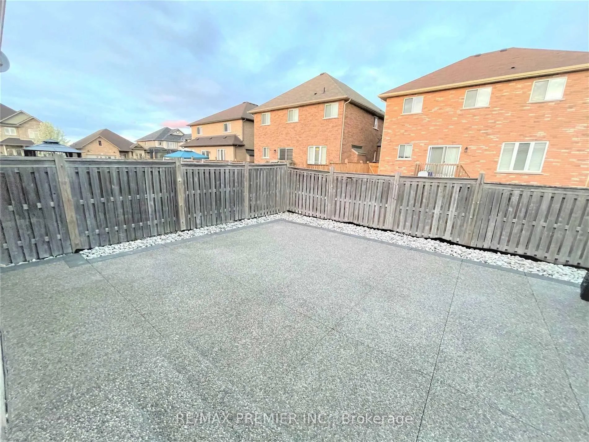 Photo 29 of 88 Sundance Crescent, Hamilton, Stoney Creek — HOMEH