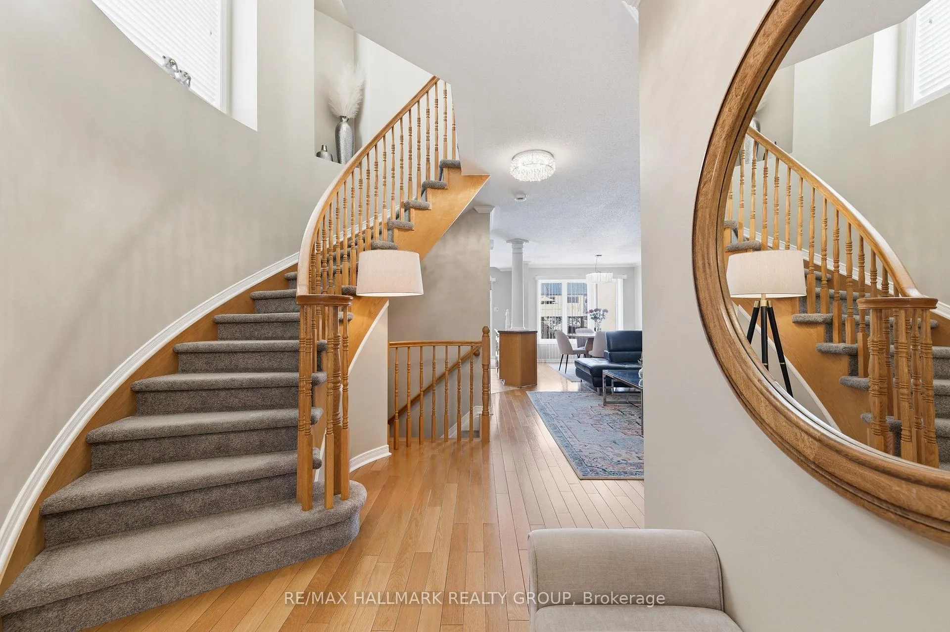 Photo 4 of 2208 Brockstone Crescent, Ottawa, Avalon East — HOMEH