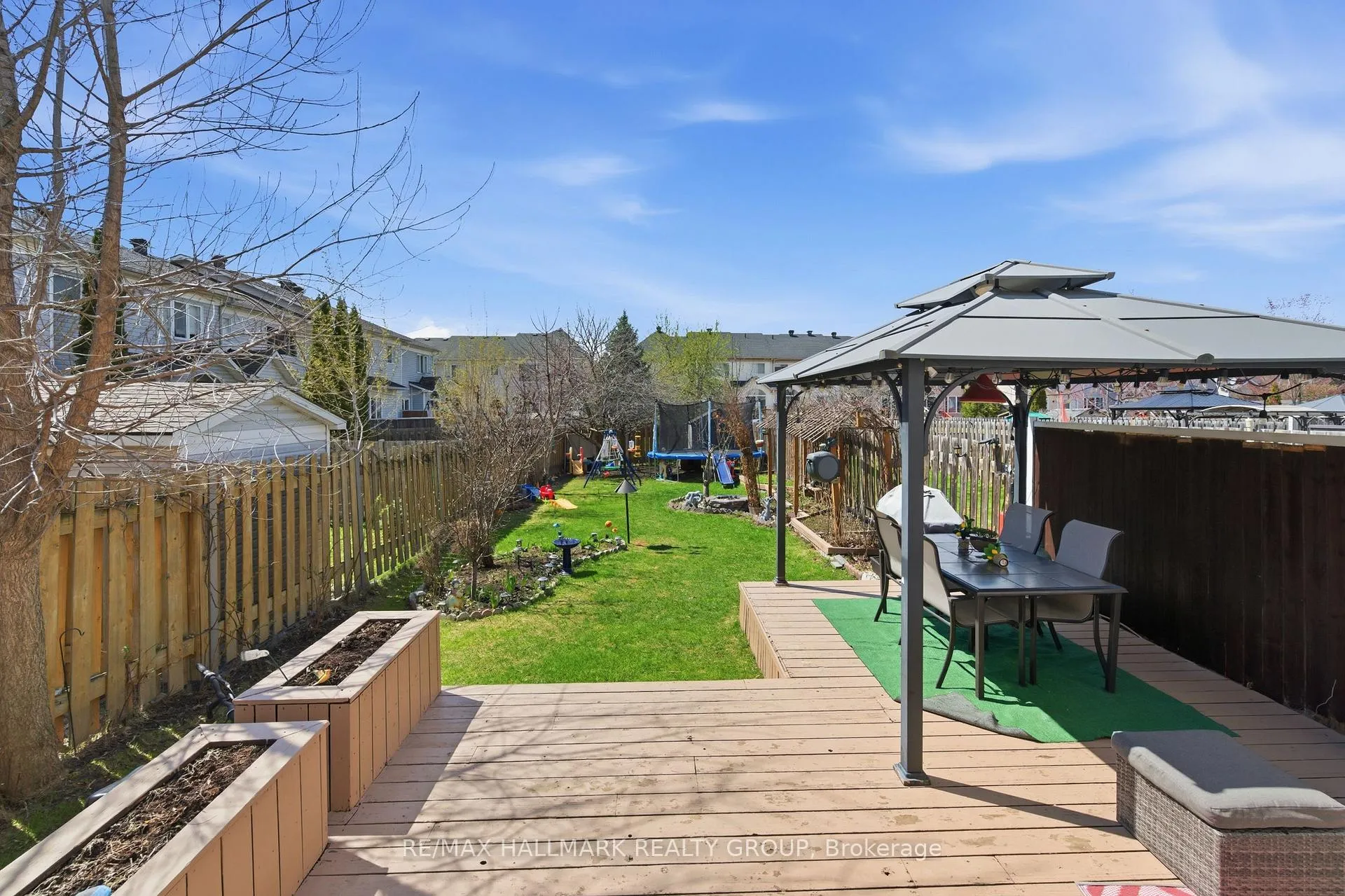 Photo 32 of 2208 Brockstone Crescent, Ottawa, Avalon East — HOMEH