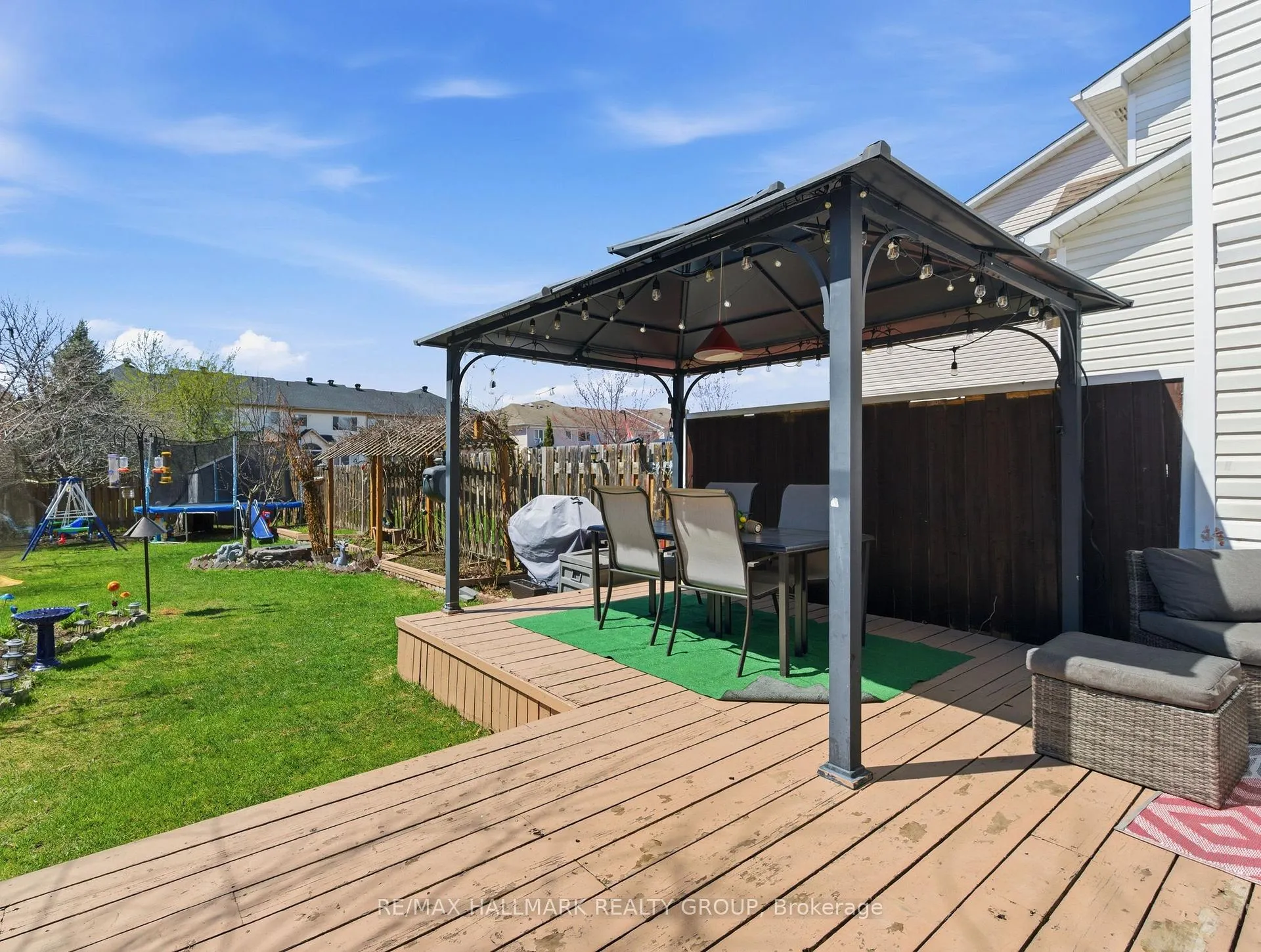 Photo 33 of 2208 Brockstone Crescent, Ottawa, Avalon East — HOMEH
