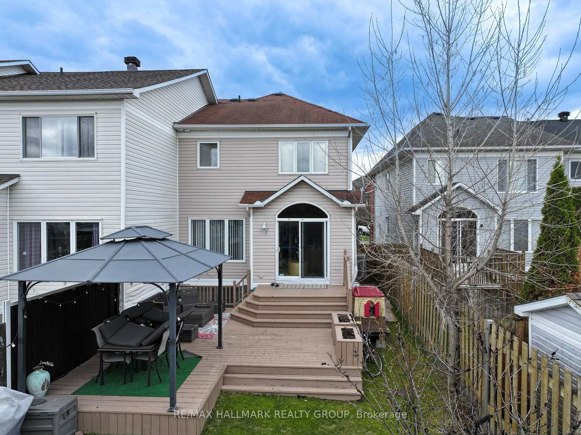 Photo 35 of 2208 Brockstone Crescent, Ottawa, Avalon East — HOMEH