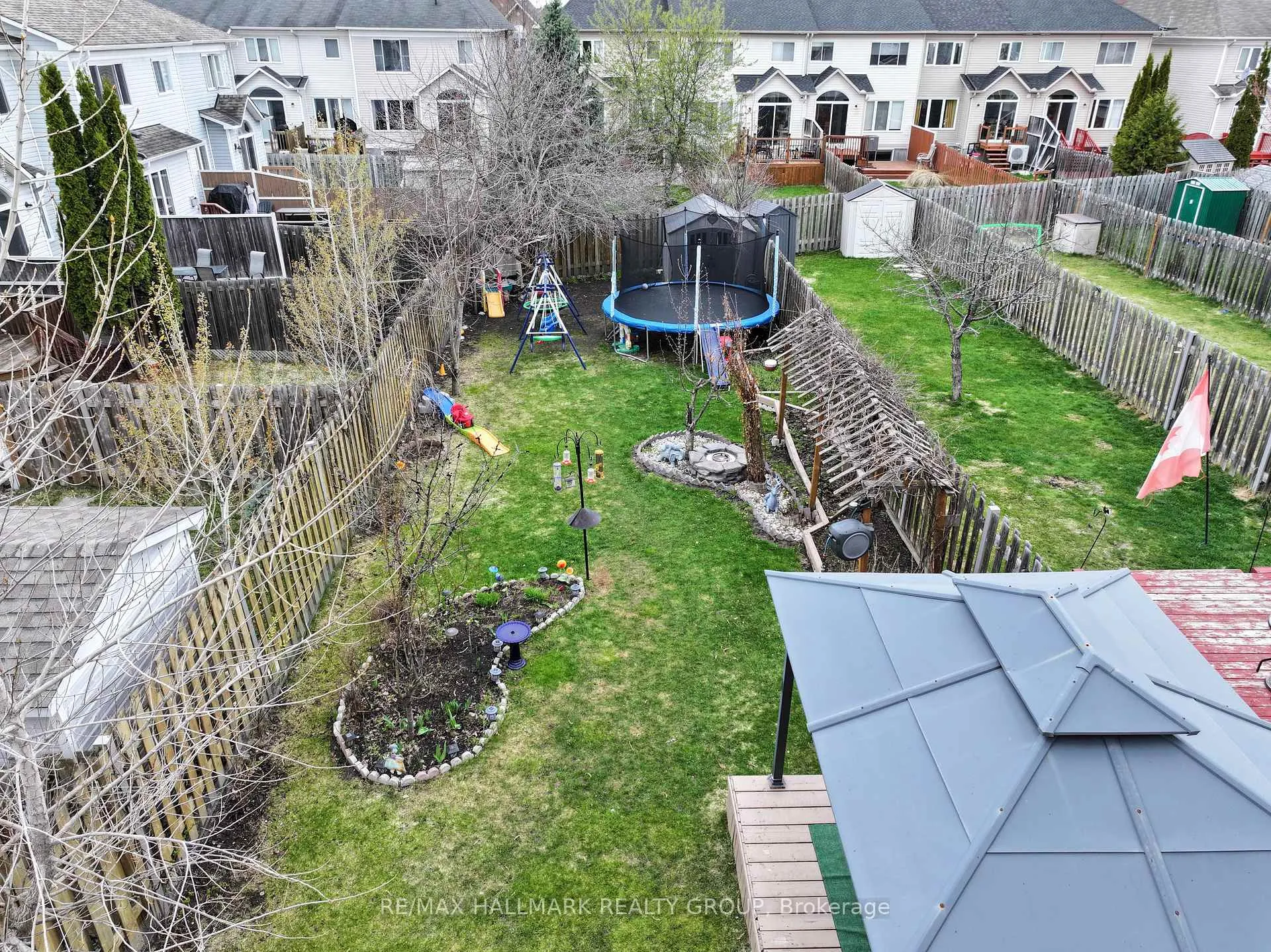 Photo 37 of 2208 Brockstone Crescent, Ottawa, Avalon East — HOMEH
