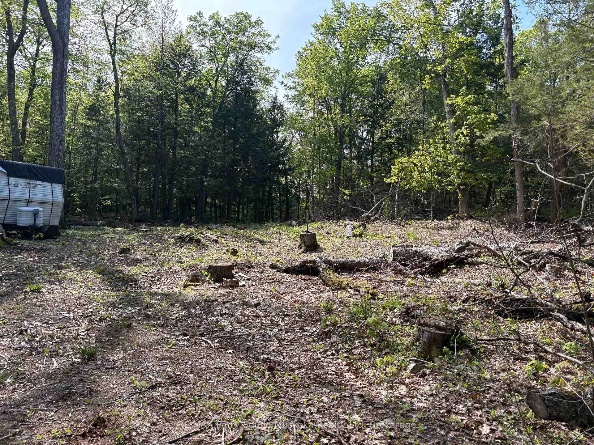 Photo 9 of 9 Sunnyshore Park Drive, McKellar — HOMEH