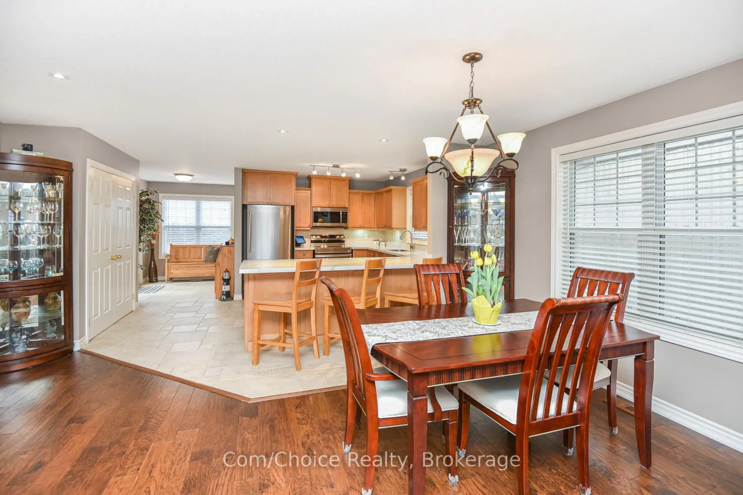 Photo 7 of 1060 Beach Boulevard, Hamilton, Hamilton Beach — HOMEH