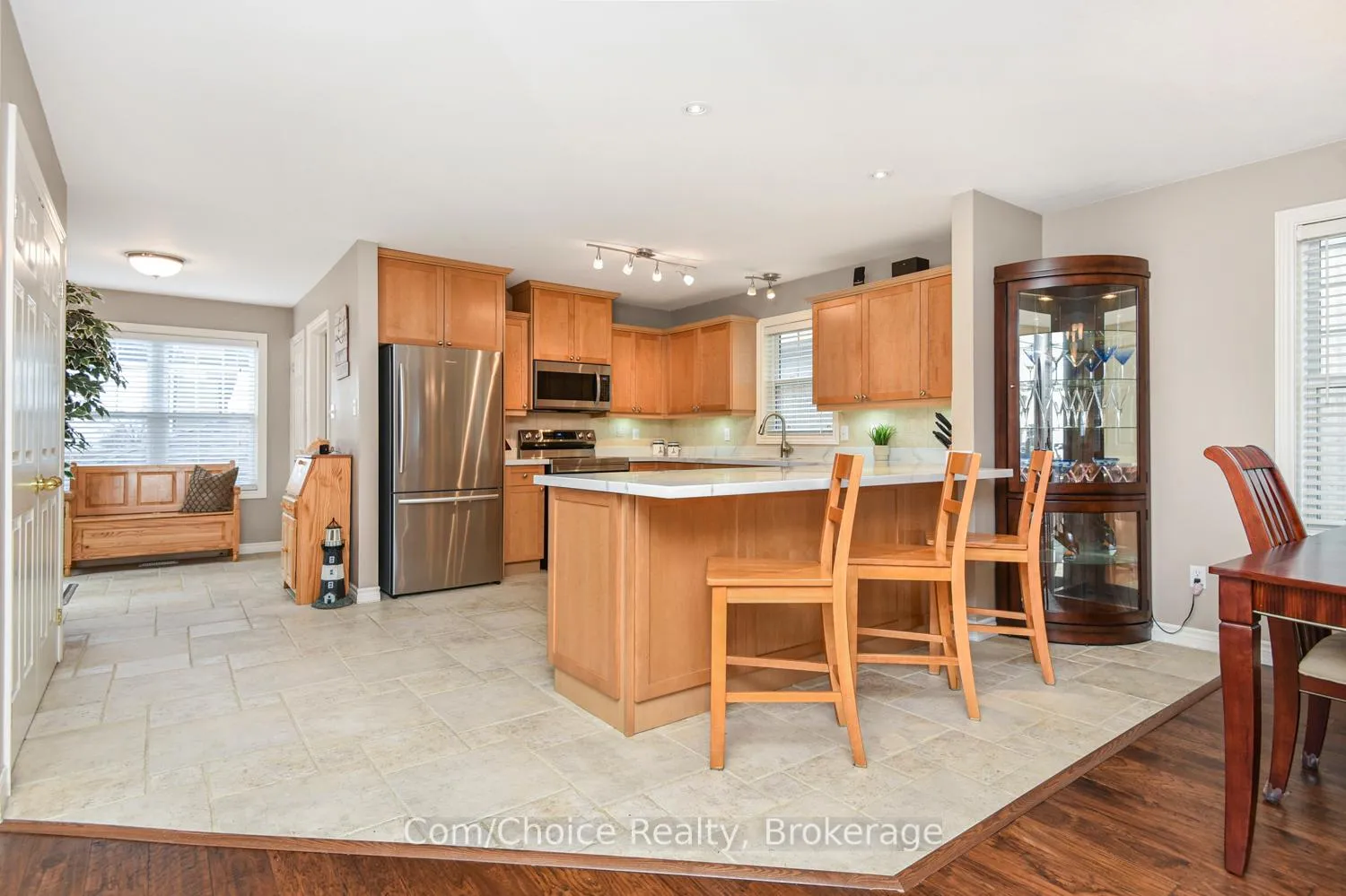 Photo 20 of 1060 Beach Boulevard, Hamilton, Hamilton Beach — HOMEH