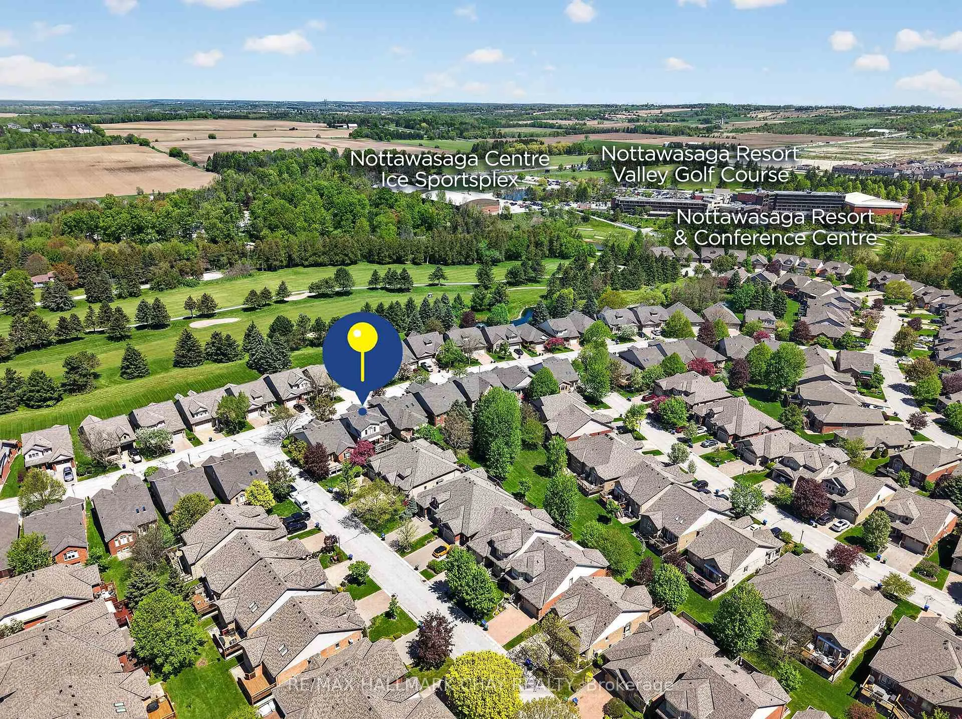 Photo 3 of 21 Briar Gate Way, New Tecumseth, Rural New Tecumseth — HOMEH