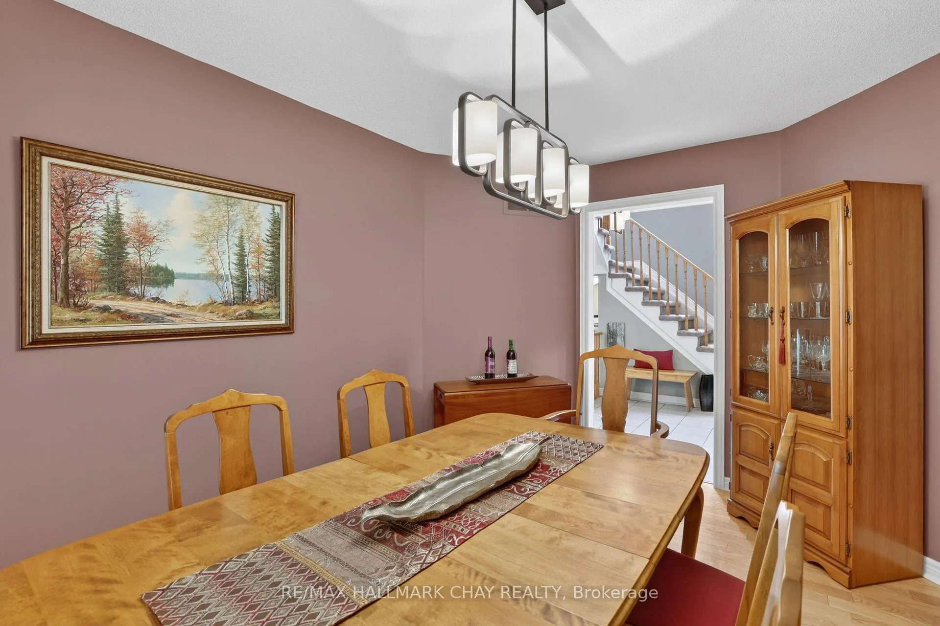 Photo 13 of 21 Briar Gate Way, New Tecumseth, Rural New Tecumseth — HOMEH