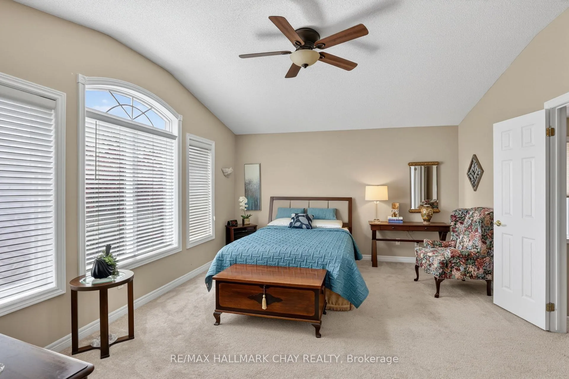 Photo 16 of 21 Briar Gate Way, New Tecumseth, Rural New Tecumseth — HOMEH