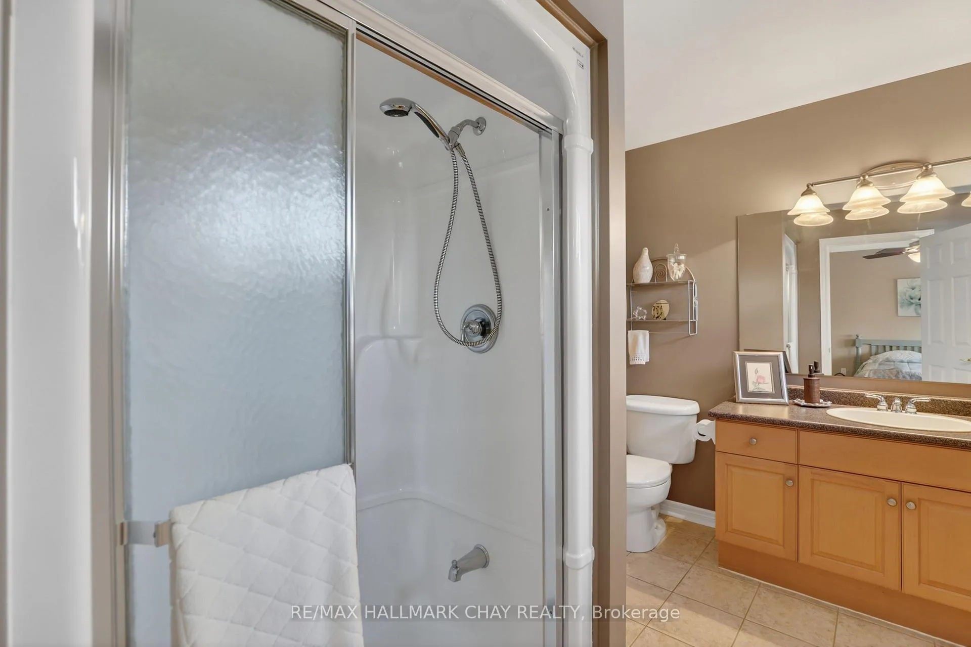 Photo 23 of 21 Briar Gate Way, New Tecumseth, Rural New Tecumseth — HOMEH