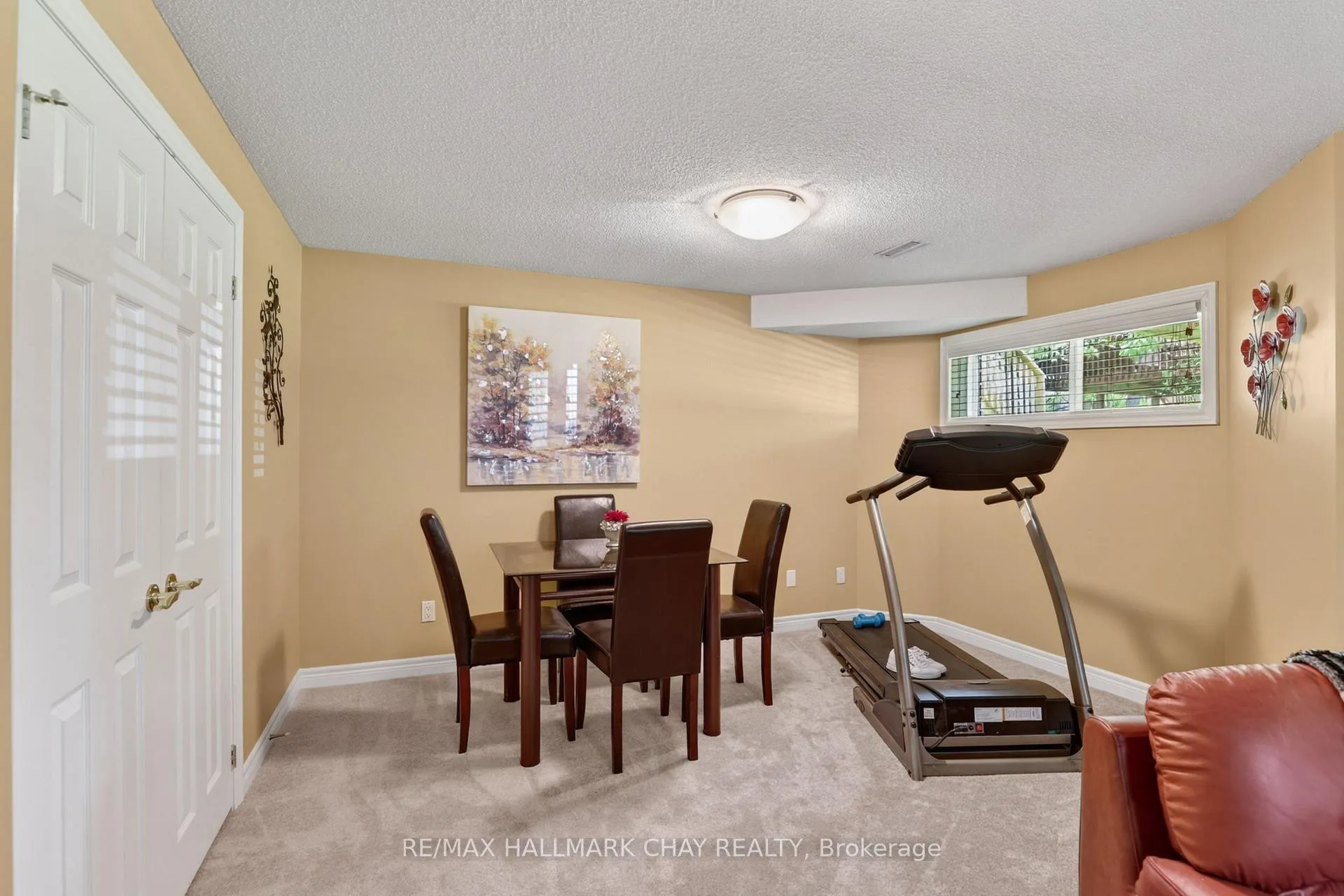 Photo 26 of 21 Briar Gate Way, New Tecumseth, Rural New Tecumseth — HOMEH