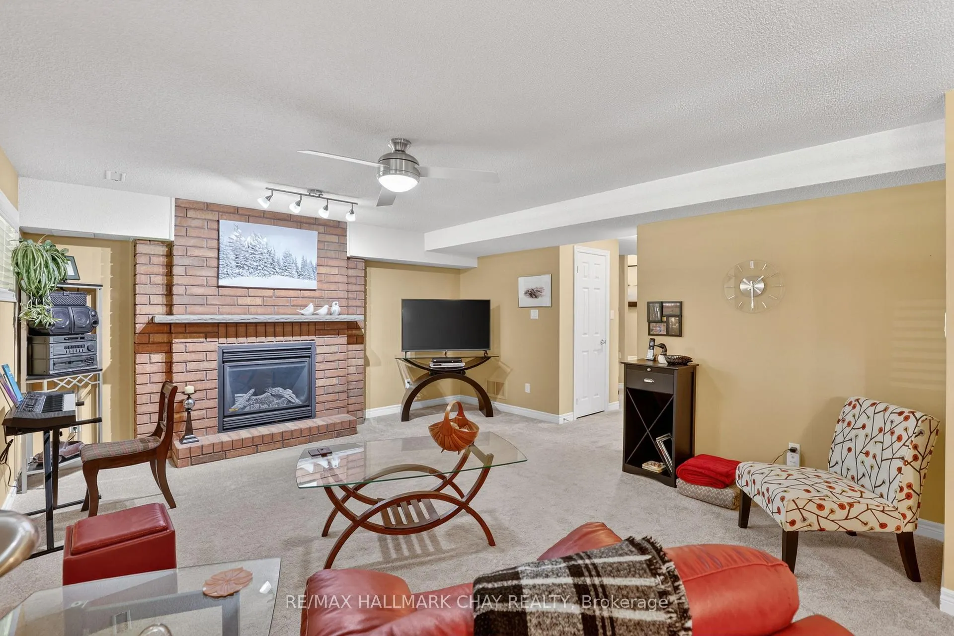 Photo 27 of 21 Briar Gate Way, New Tecumseth, Rural New Tecumseth — HOMEH
