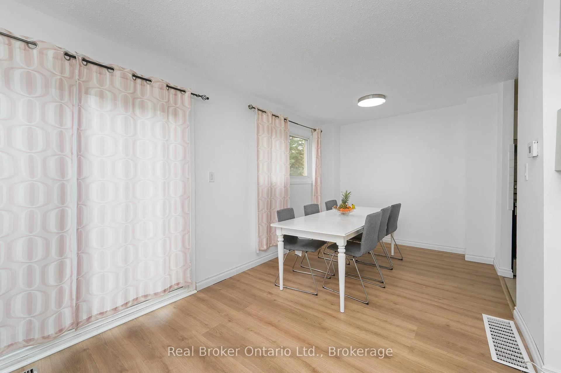 Photo 7 of Unit 41, 1420 Garth Street, Hamilton, Falkirk — HOMEH