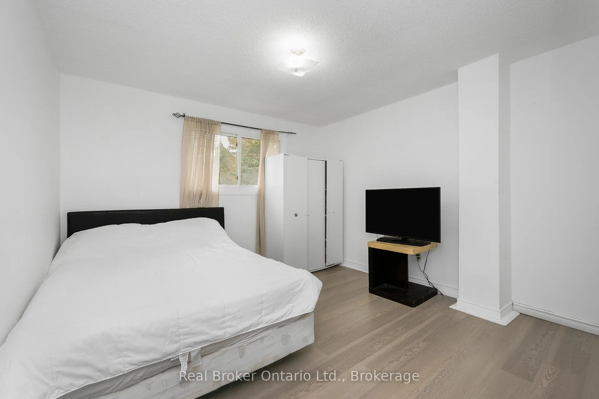 Photo 12 of Unit 41, 1420 Garth Street, Hamilton, Falkirk — HOMEH