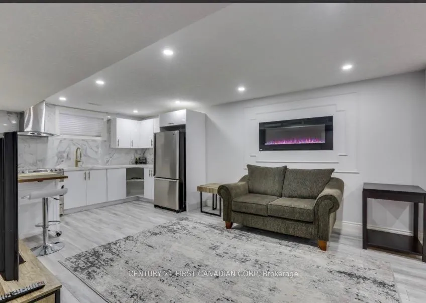 Photo 4 of Unit LOWER, 3194 Morgan Avenue, London, South W — HOMEH