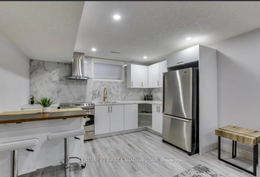 Photo 5 of Unit LOWER, 3194 Morgan Avenue, London, South W — HOMEH