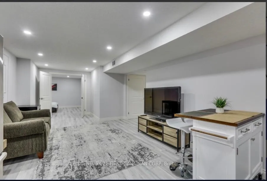 Photo 7 of Unit LOWER, 3194 Morgan Avenue, London, South W — HOMEH