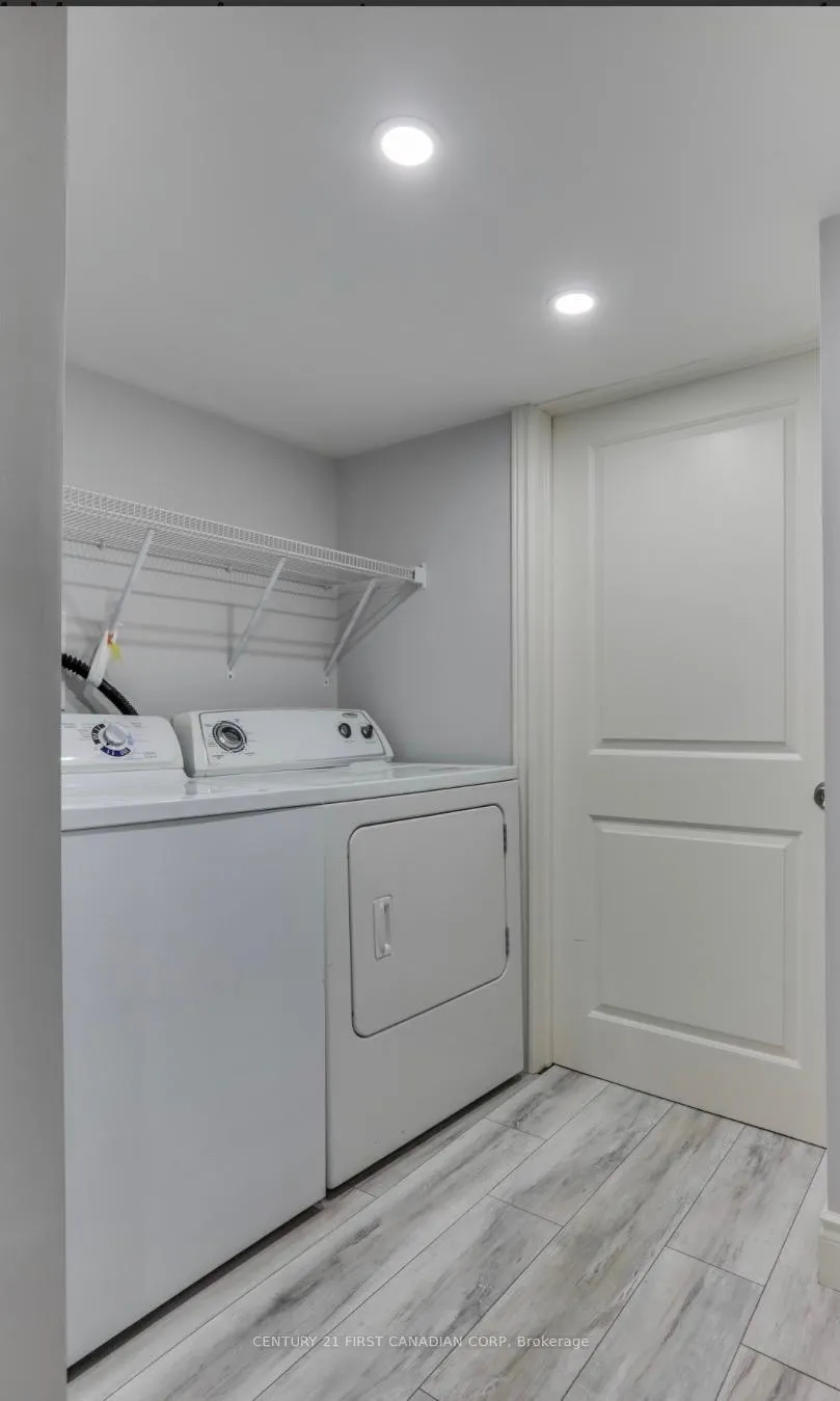 Photo 13 of Unit LOWER, 3194 Morgan Avenue, London, South W — HOMEH