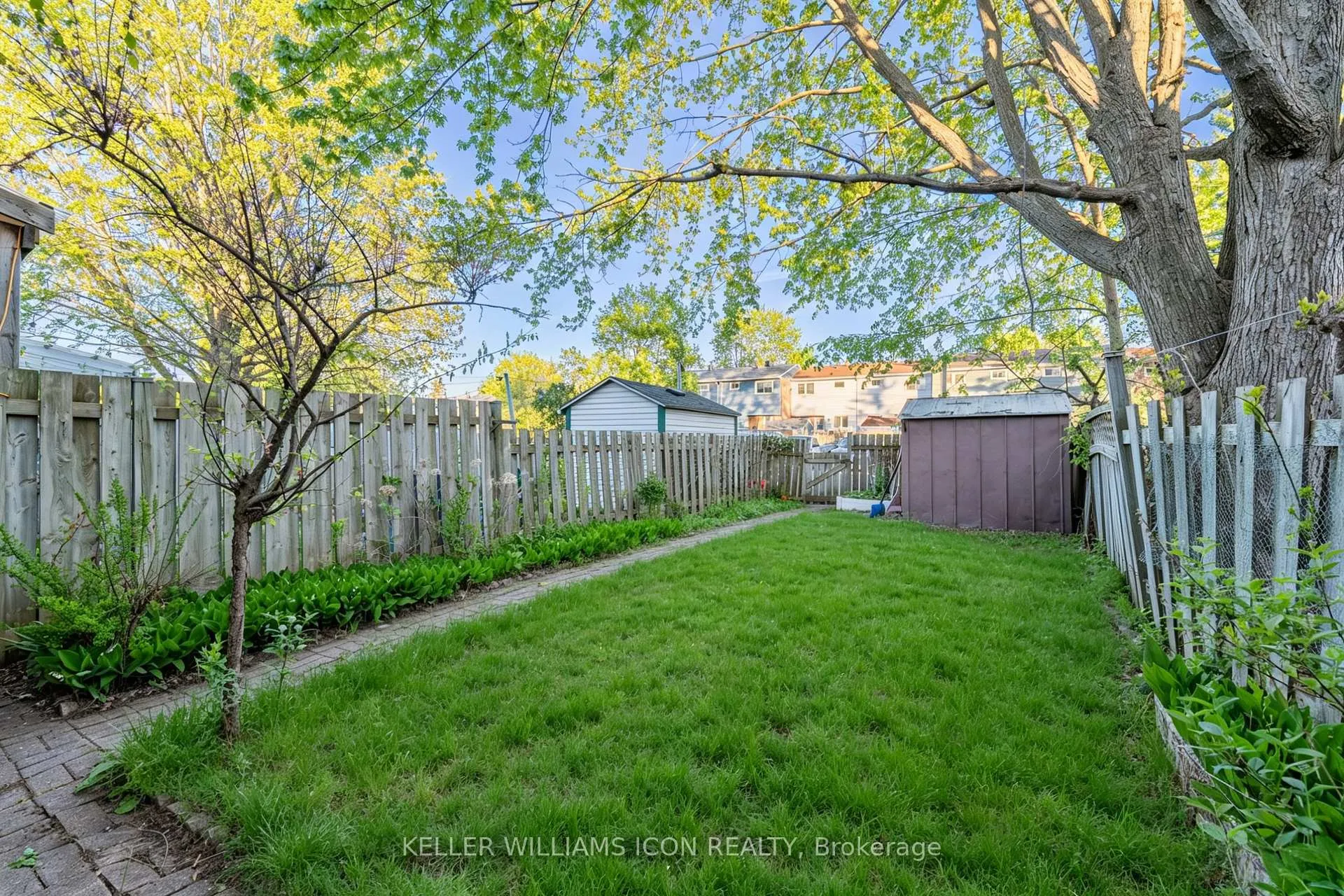 Photo 24 of 968 Meadowlands Drive, Ottawa, Carleton Heights — HOMEH