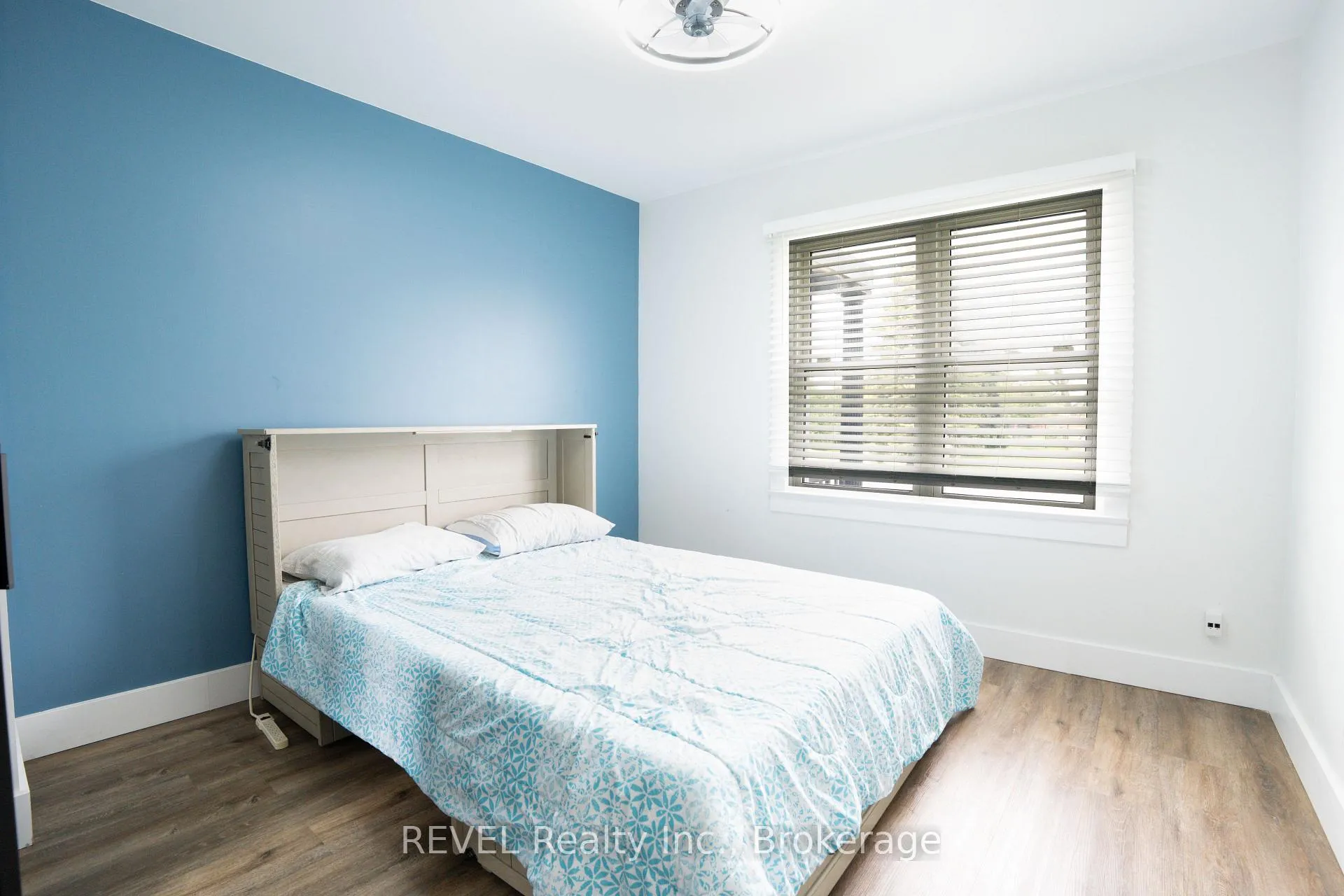 Photo 20 of 34 Bloomfield Avenue, St. Catharines, Secord Woods — HOMEH