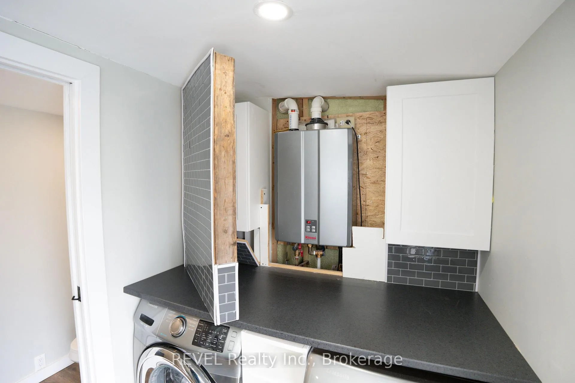 Photo 29 of 34 Bloomfield Avenue, St. Catharines, Secord Woods — HOMEH