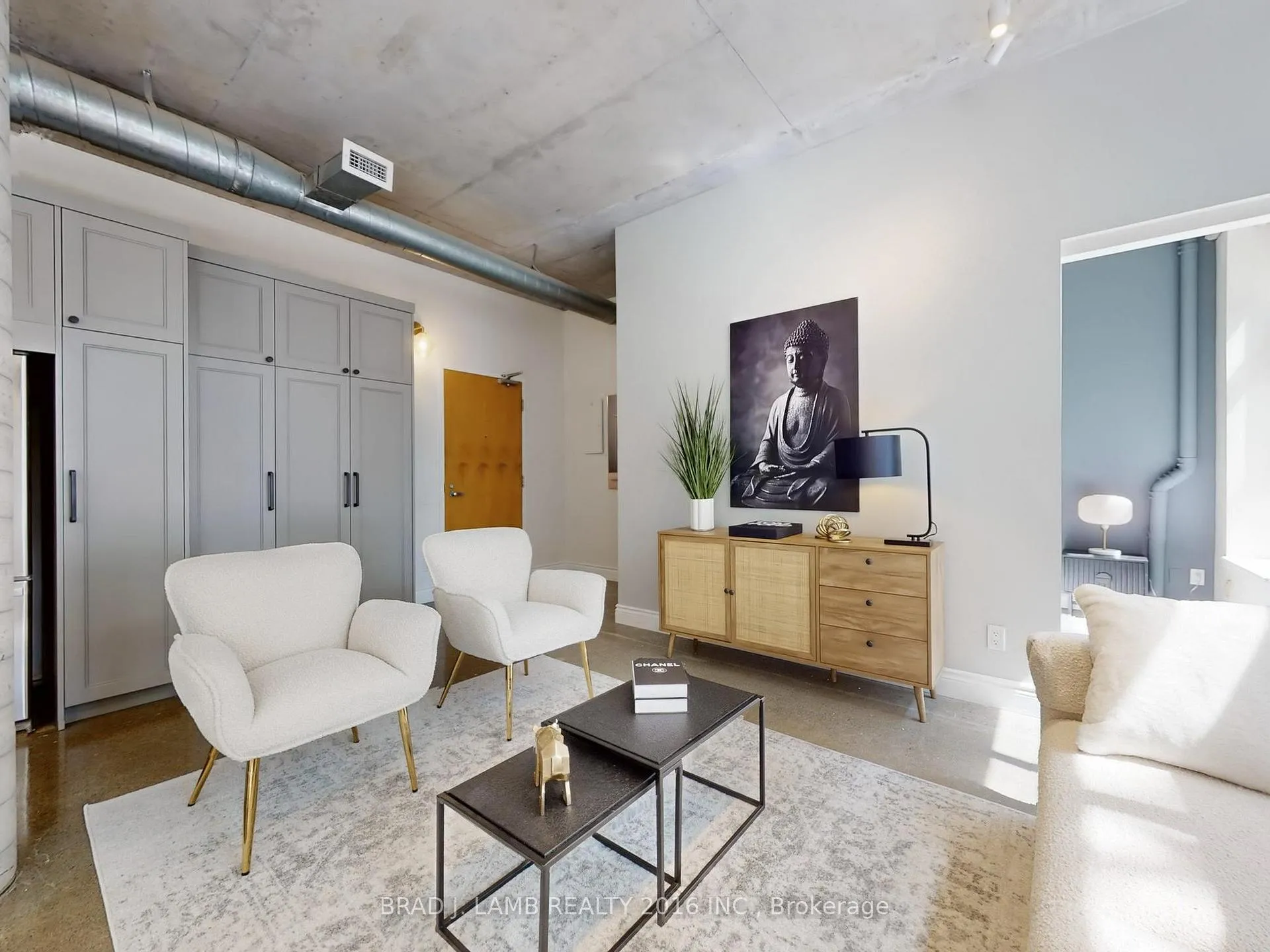 Photo 3 of Unit 305, 29 Camden Street, Toronto, Waterfront Communities — HOMEH