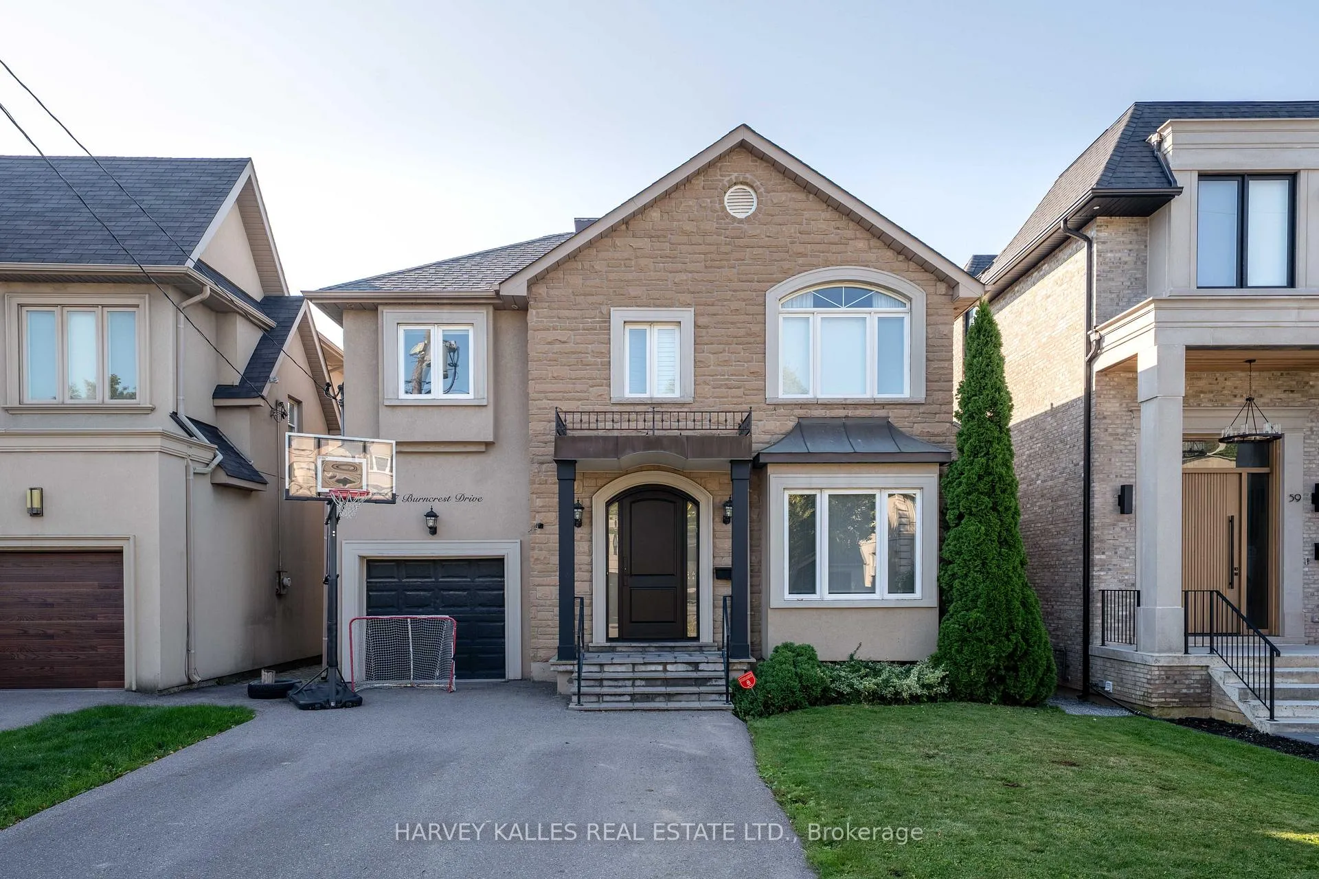 Photo 2 of 57 Burncrest Drive, Toronto, Bedford Park-Nortown — HOMEH