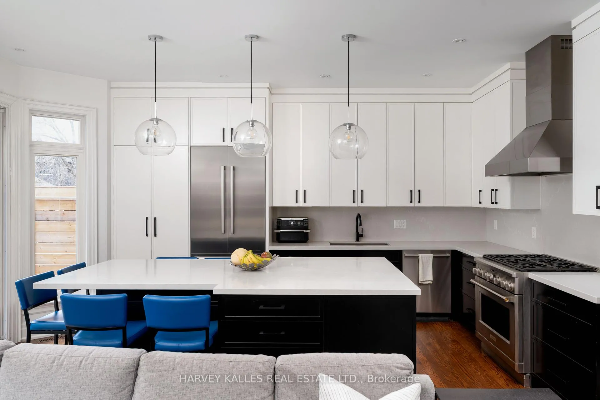 Photo 15 of 57 Burncrest Drive, Toronto, Bedford Park-Nortown — HOMEH