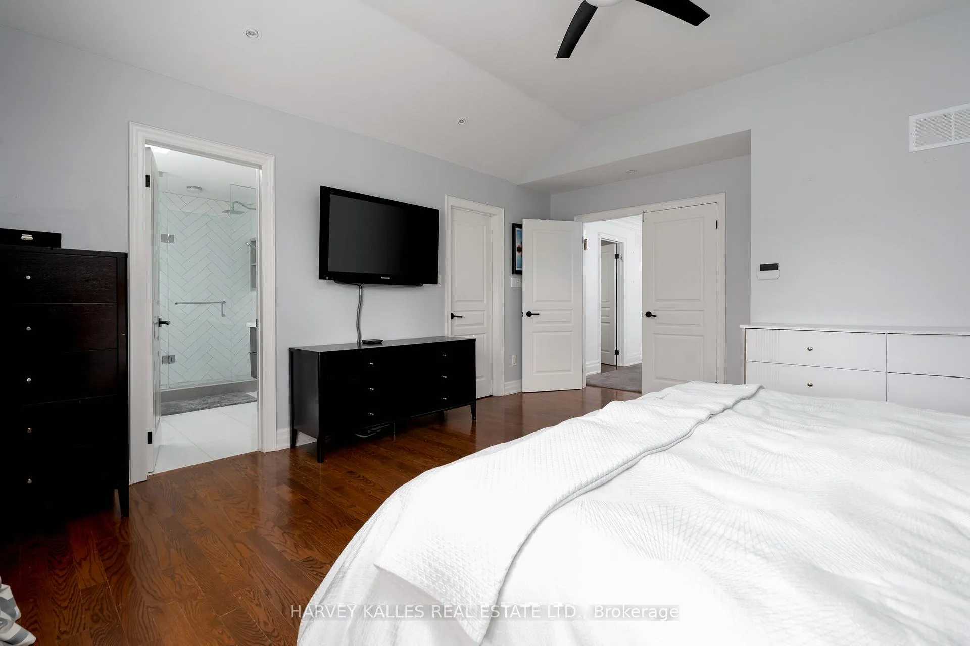 Photo 22 of 57 Burncrest Drive, Toronto, Bedford Park-Nortown — HOMEH