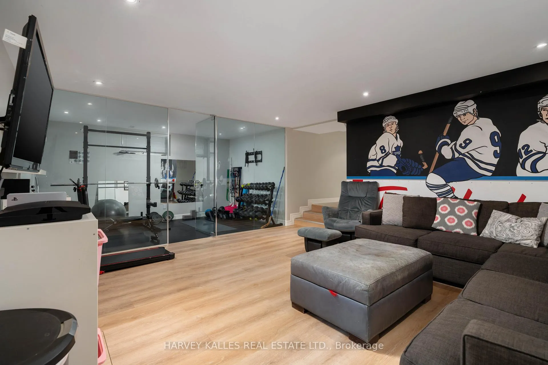 Photo 35 of 57 Burncrest Drive, Toronto, Bedford Park-Nortown — HOMEH