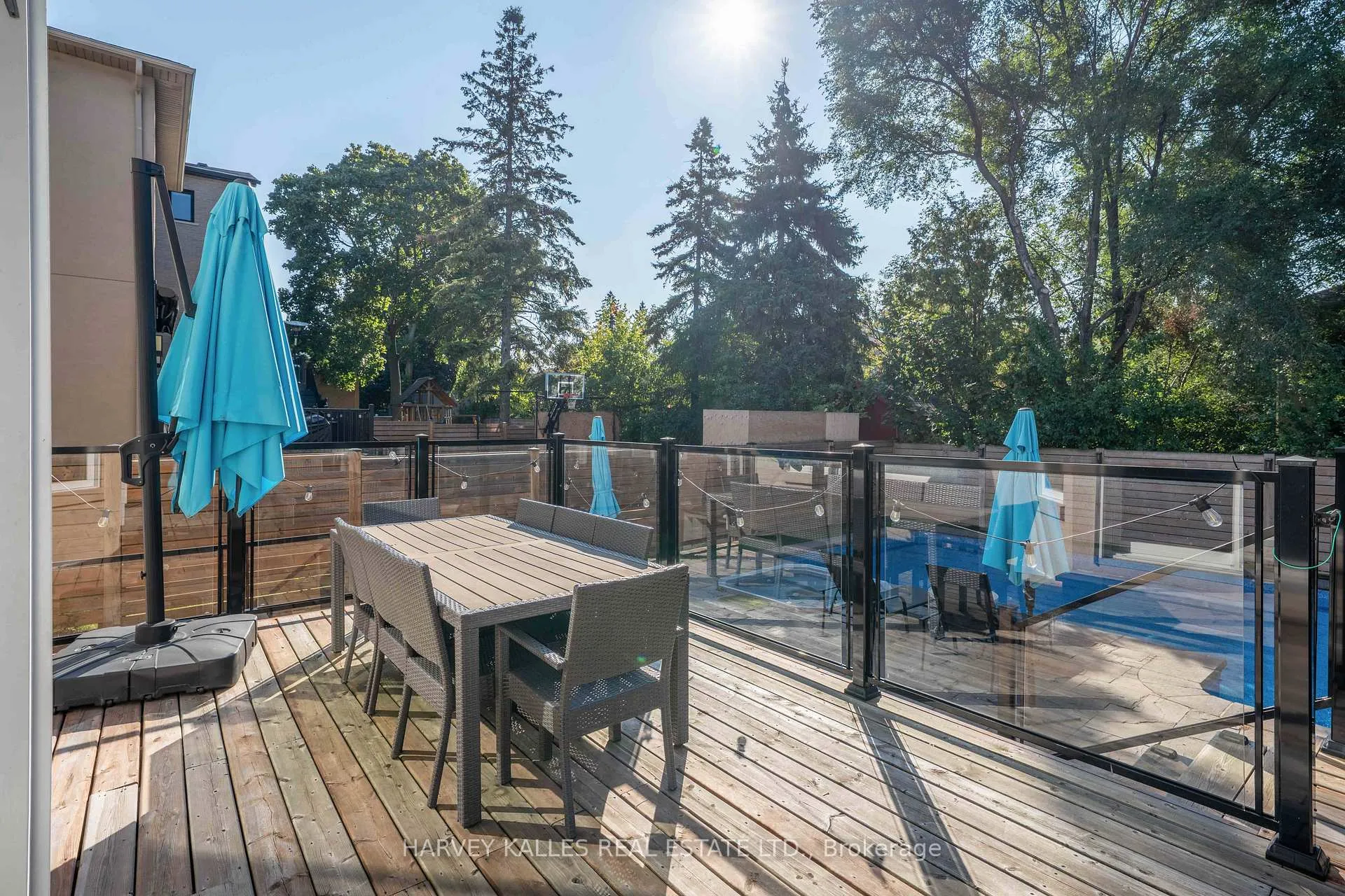 Photo 45 of 57 Burncrest Drive, Toronto, Bedford Park-Nortown — HOMEH