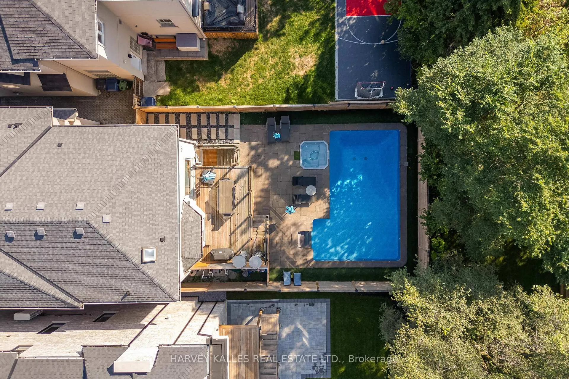 Photo 48 of 57 Burncrest Drive, Toronto, Bedford Park-Nortown — HOMEH
