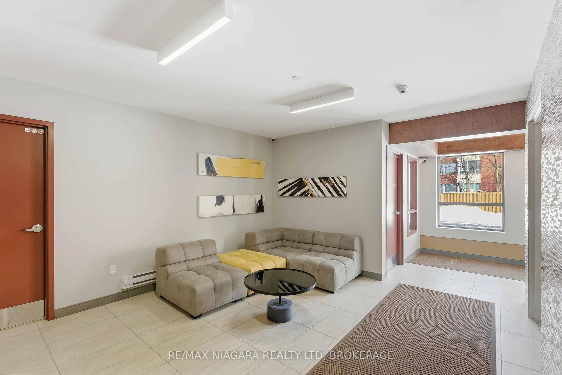 Photo 25 of Unit 404, 26 Wellington Street, St. Catharines, Downtown — HOMEH