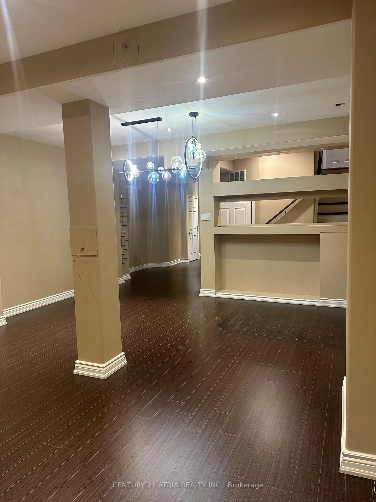 Photo 11 of 209 District Avenue, Vaughan, Patterson — HOMEH
