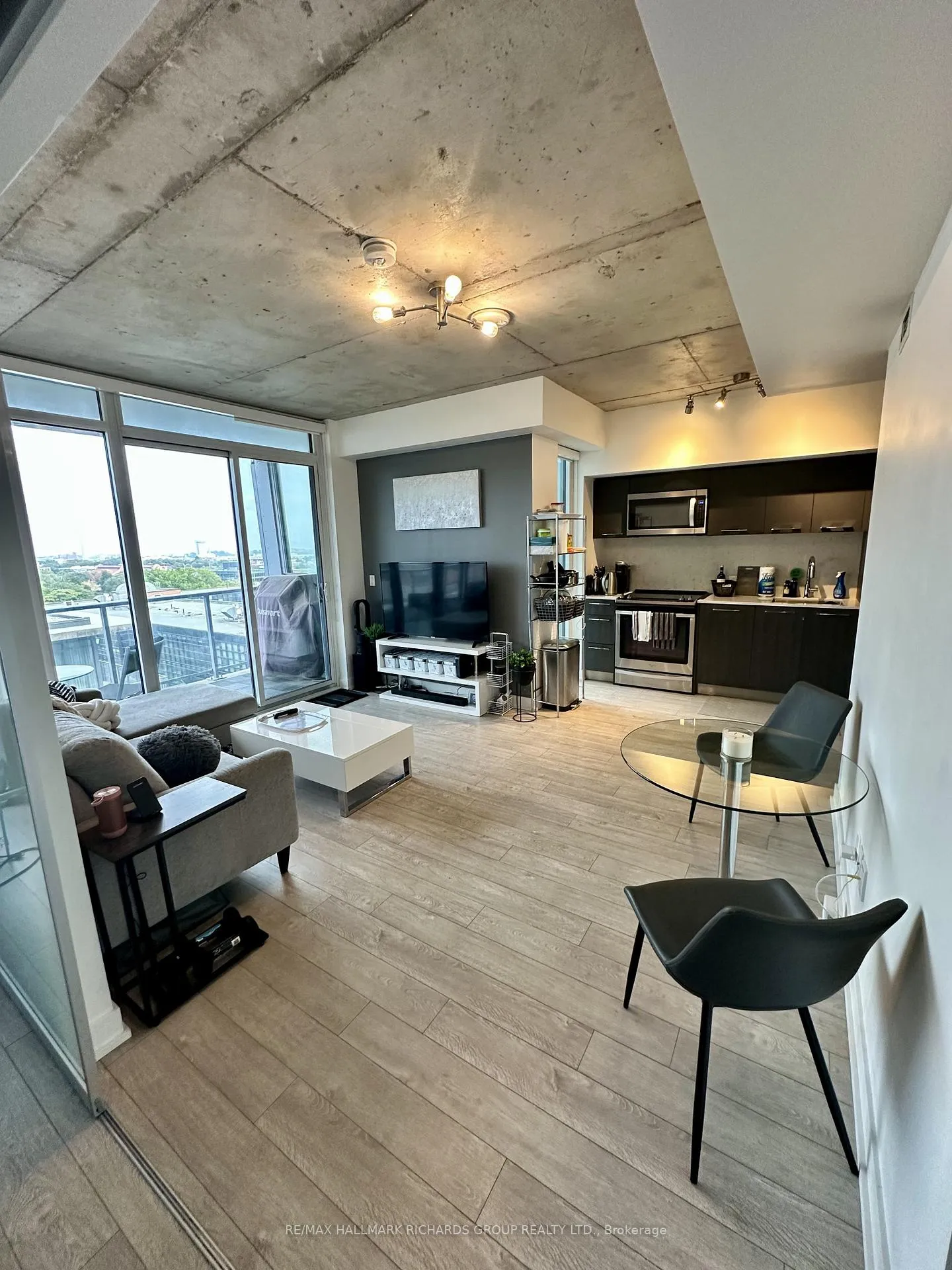 Photo 3 of Unit 1002, 25 Baseball Place, Toronto, South Riverdale — HOMEH