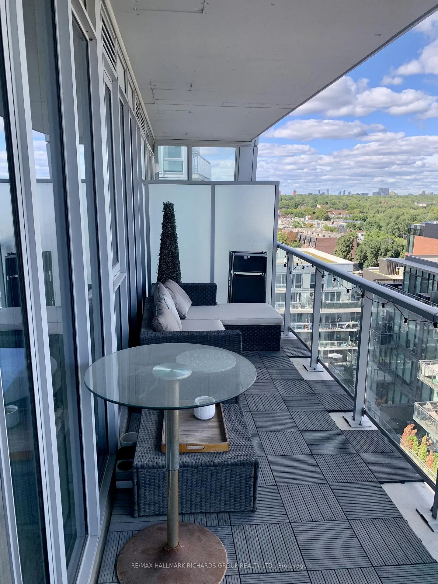 Photo 8 of Unit 1002, 25 Baseball Place, Toronto, South Riverdale — HOMEH
