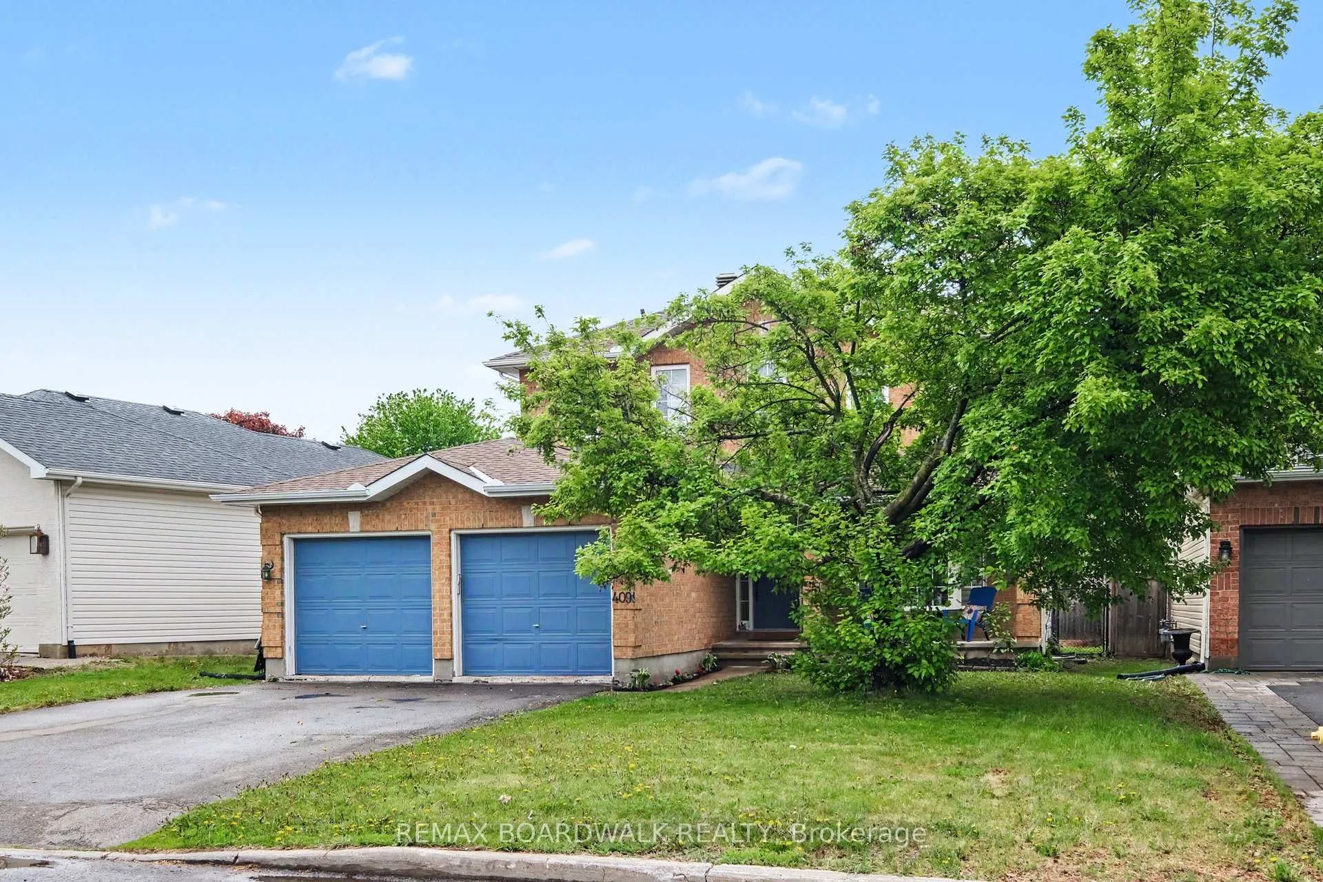 Photo 2 of 4091 Canyon Walk Drive, Ottawa, Riverside South/Gloucester Glen — HOMEH