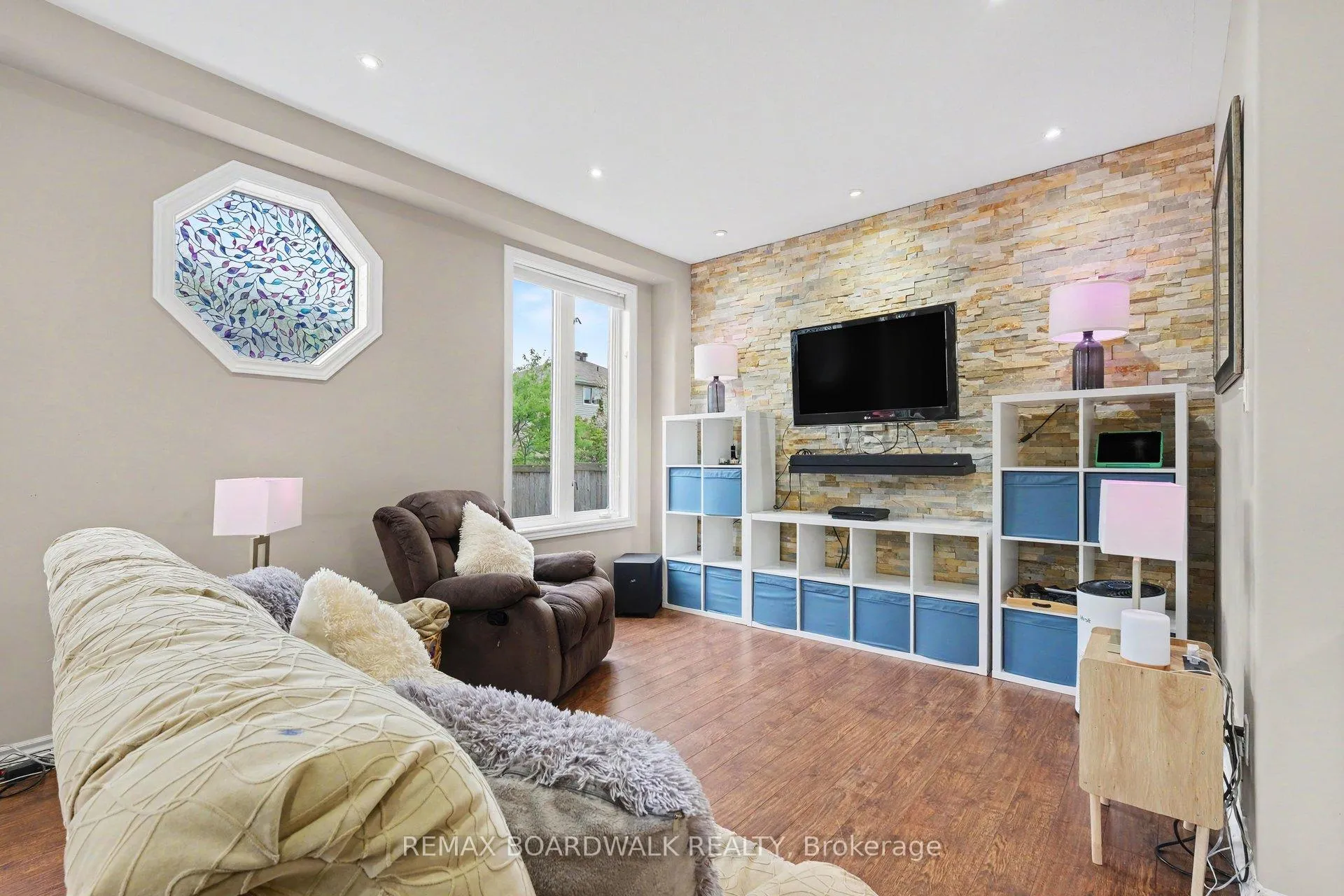 Photo 10 of 4091 Canyon Walk Drive, Ottawa, Riverside South/Gloucester Glen — HOMEH