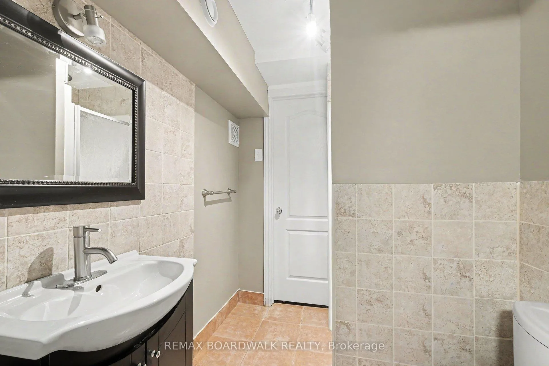 Photo 22 of 4091 Canyon Walk Drive, Ottawa, Riverside South/Gloucester Glen — HOMEH