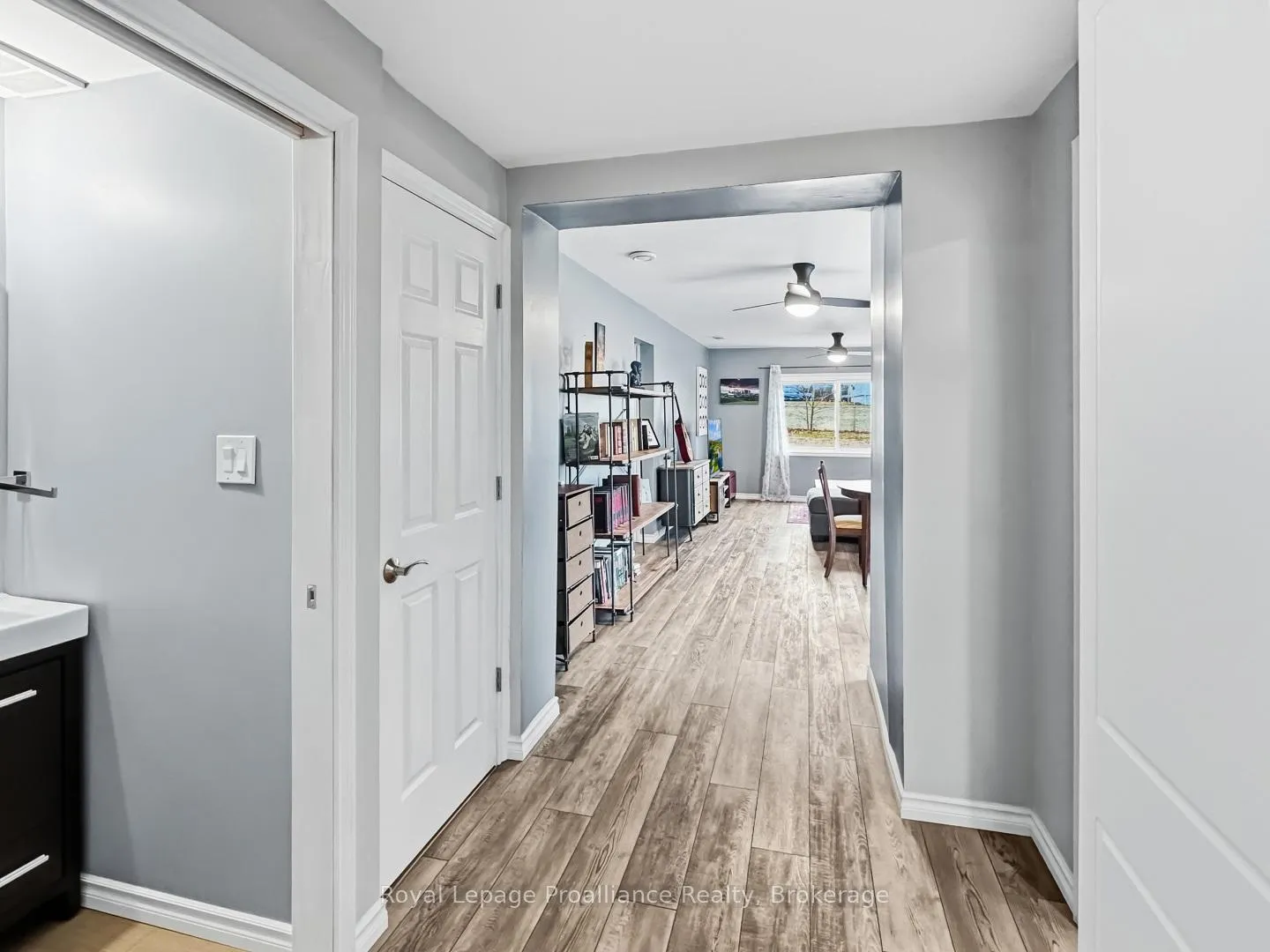 Photo 9 of 91 Lywood Street, Belleville, Thurlow Ward — HOMEH