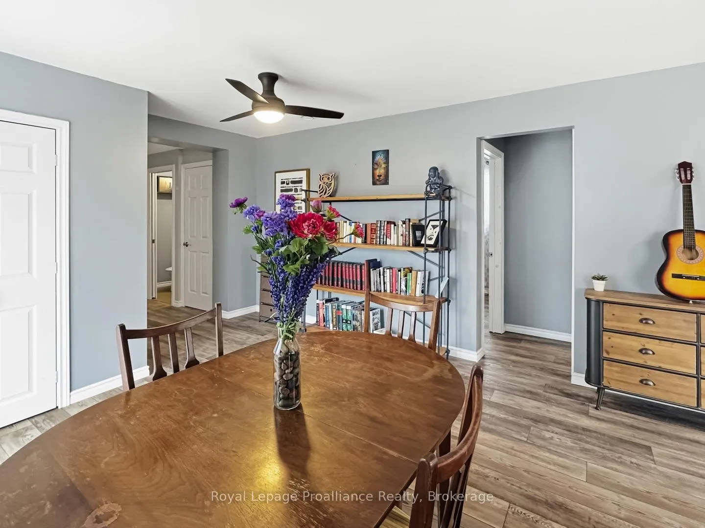 Photo 11 of 91 Lywood Street, Belleville, Thurlow Ward — HOMEH