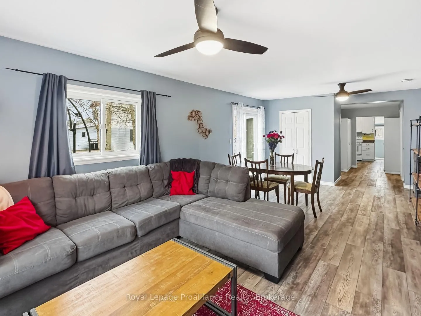 Photo 16 of 91 Lywood Street, Belleville, Thurlow Ward — HOMEH
