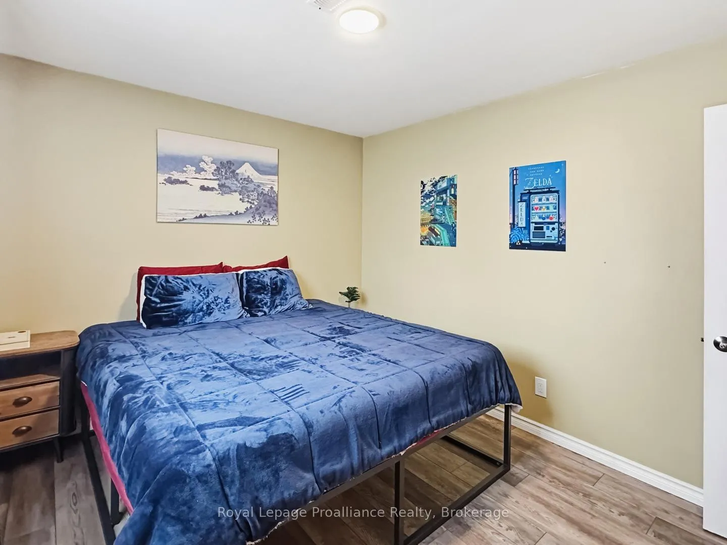 Photo 20 of 91 Lywood Street, Belleville, Thurlow Ward — HOMEH