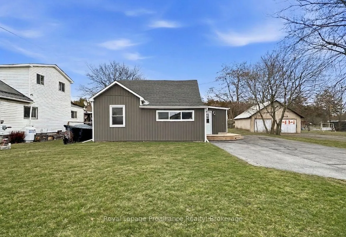 Photo 36 of 91 Lywood Street, Belleville, Thurlow Ward — HOMEH
