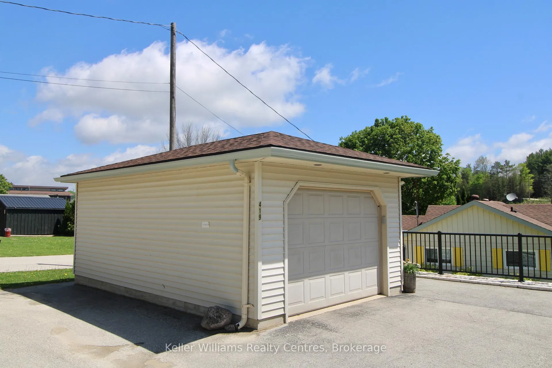 Photo 5 of 419 Lake Rosalind Road 4, Brockton — HOMEH