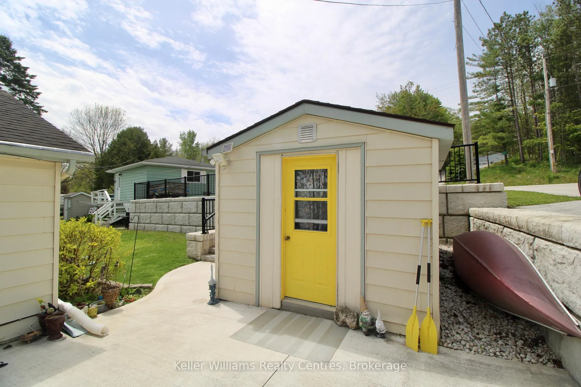 Photo 10 of 419 Lake Rosalind Road 4, Brockton — HOMEH