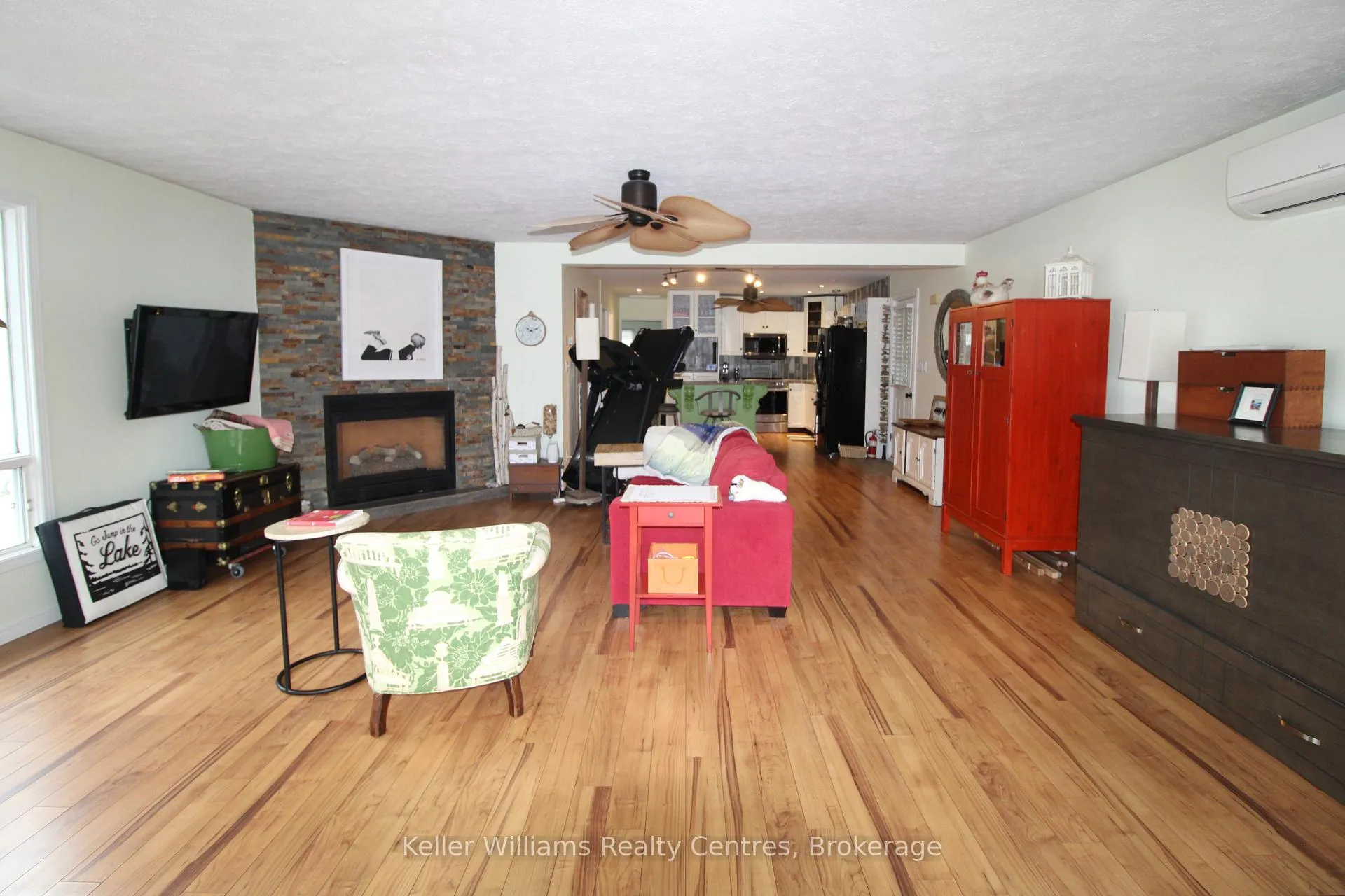 Photo 23 of 419 Lake Rosalind Road 4, Brockton — HOMEH