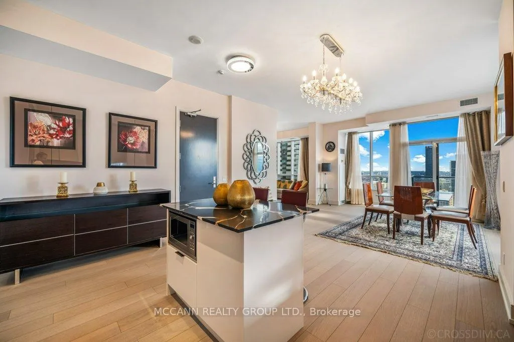 Photo 13 of Unit 3302, 21 Balmuto Street, Toronto, Bay Street Corridor — HOMEH