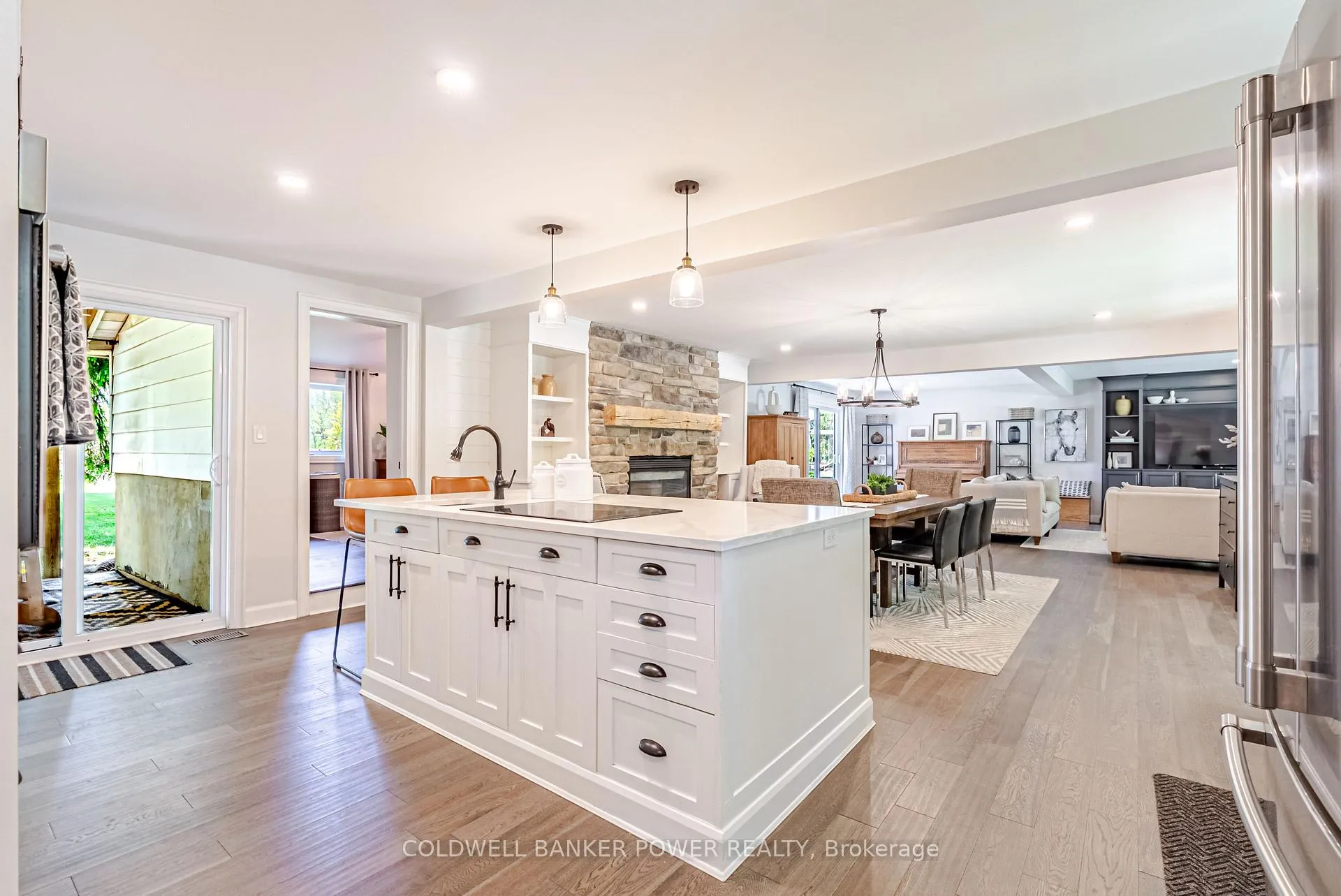 Photo 9 of 8584 Irish Drive, Strathroy-Caradoc, Rural Strathroy-Caradoc — HOMEH