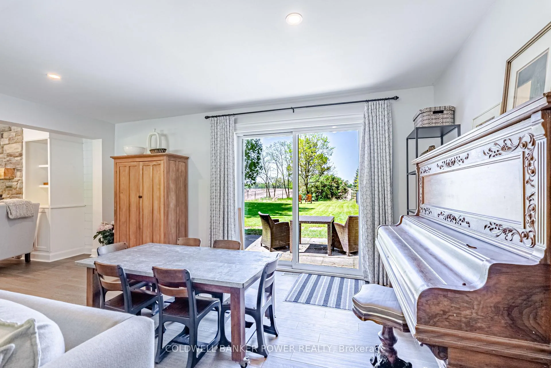 Photo 22 of 8584 Irish Drive, Strathroy-Caradoc, Rural Strathroy-Caradoc — HOMEH