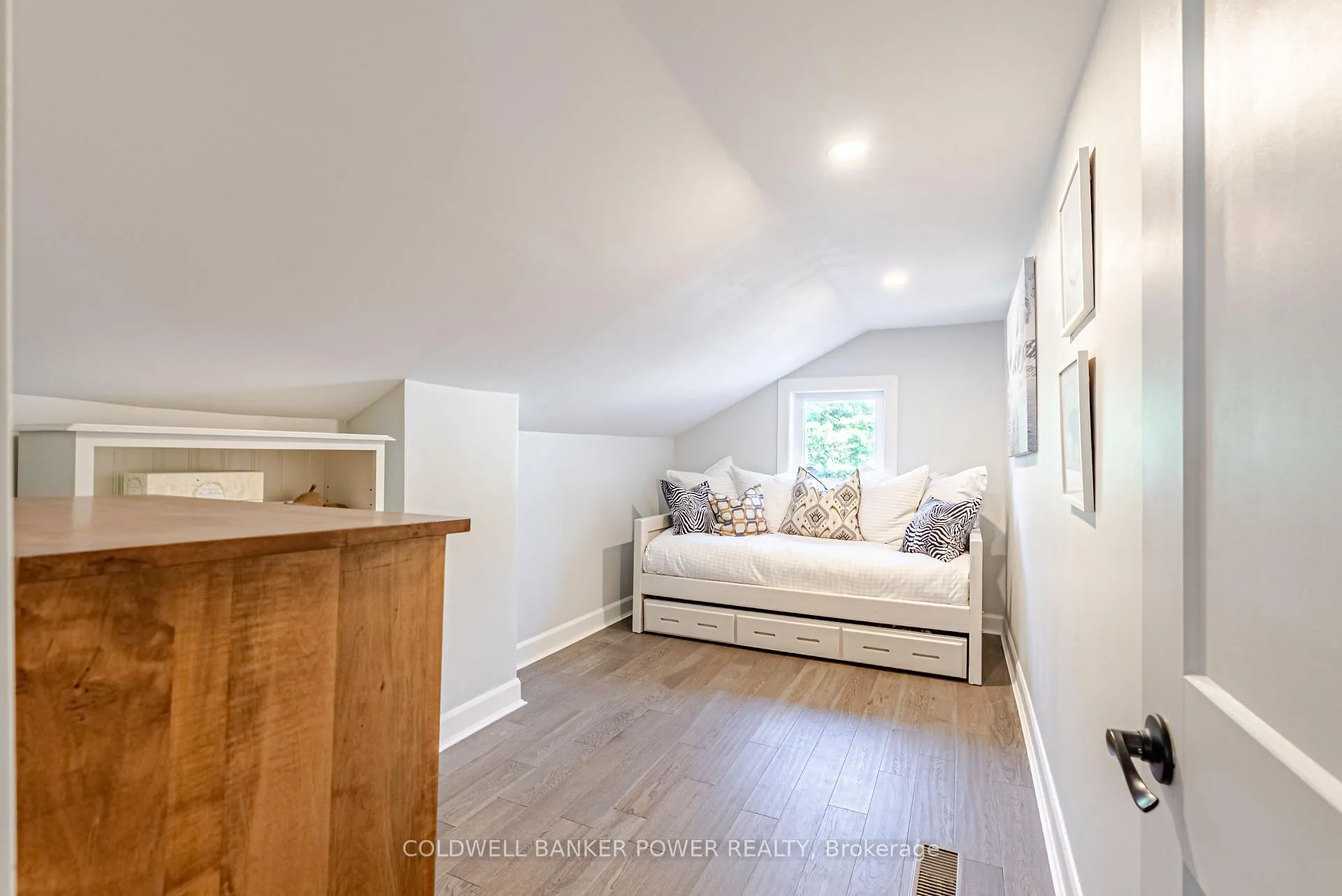 Photo 33 of 8584 Irish Drive, Strathroy-Caradoc, Rural Strathroy-Caradoc — HOMEH